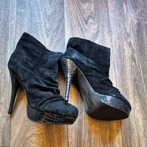 Bakers Black Suede High-Heeled Booties, Never Worn, Size 10 (41EU) - Picture 2 of 9